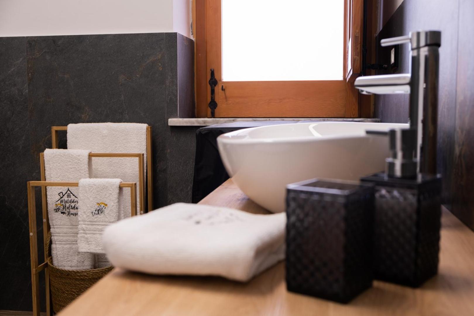 Matilde'S Holiday House Terrasini Luaran gambar