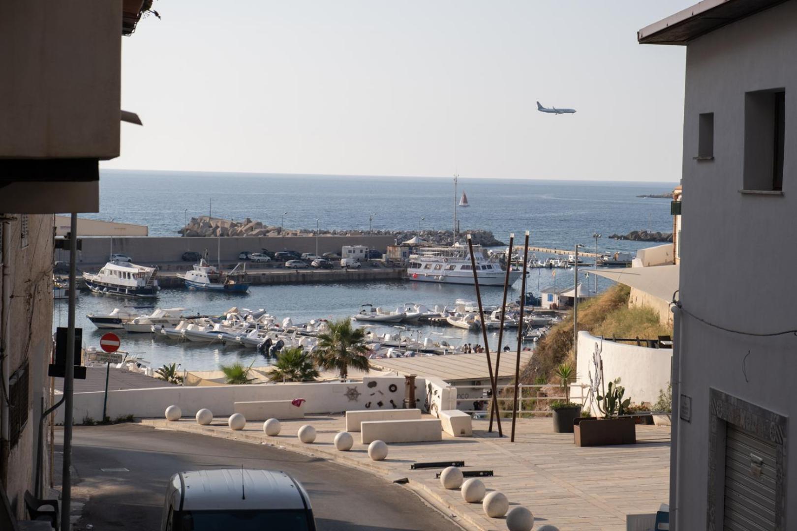 Matilde'S Holiday House Terrasini Luaran gambar